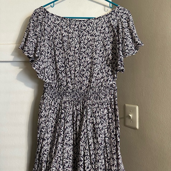 lulu’s romper - Picture 4 of 5